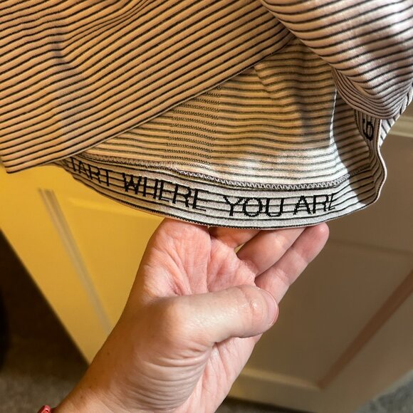 Swiftly Tech Short Sleeve Shirt 2.0 Size 6 Striped - Picture 3 of 6